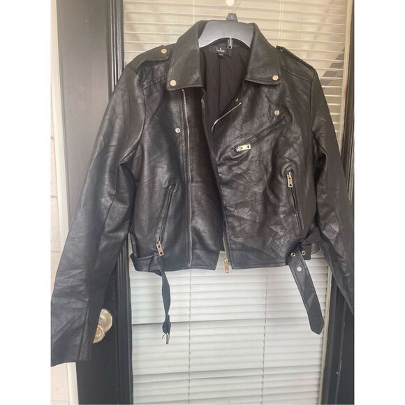 Lulus Women’s Faux Leather Moto Jacket Black L Belted Zippered - Picture 10 of 12